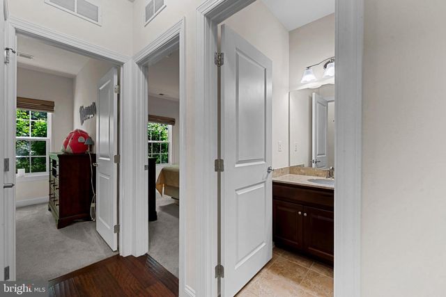25079 CHAFEE CIR, Aldie, VA 20105