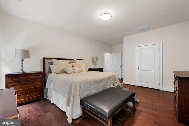 25079 CHAFEE CIR, Aldie, VA 20105
