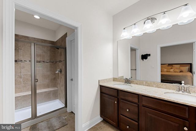 25079 CHAFEE CIR, Aldie, VA 20105