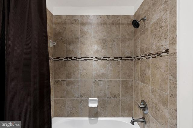 25079 CHAFEE CIR, Aldie, VA 20105