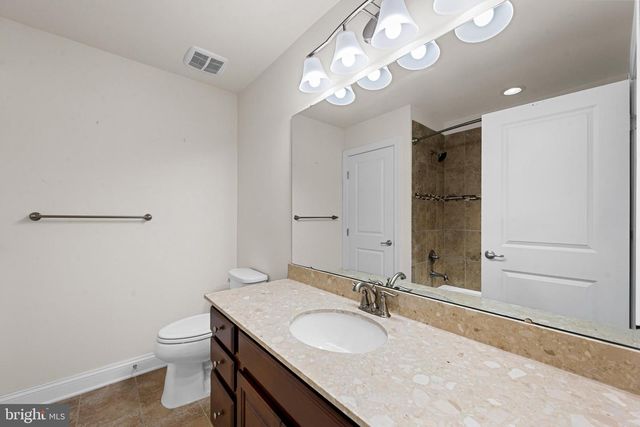 25079 CHAFEE CIR, Aldie, VA 20105