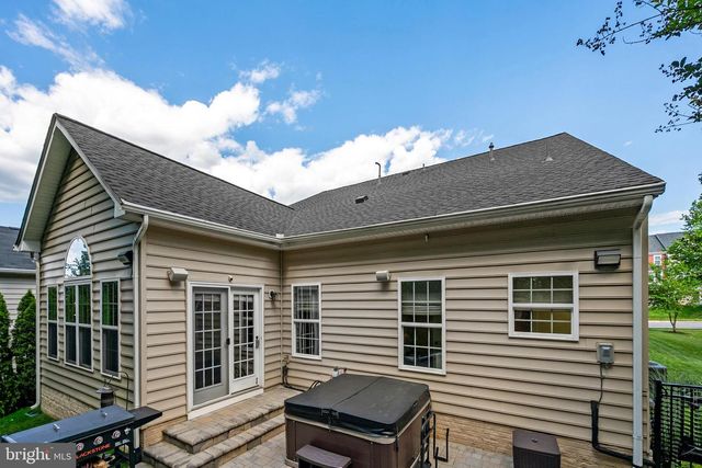 25079 CHAFEE CIR, Aldie, VA 20105