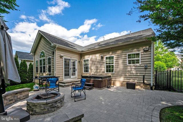 25079 CHAFEE CIR, Aldie, VA 20105
