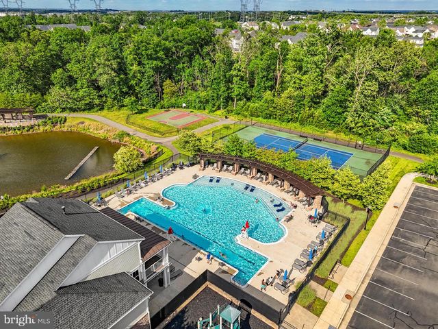 25079 CHAFEE CIR, Aldie, VA 20105