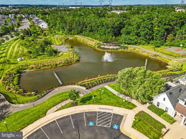 25079 CHAFEE CIR, Aldie, VA 20105