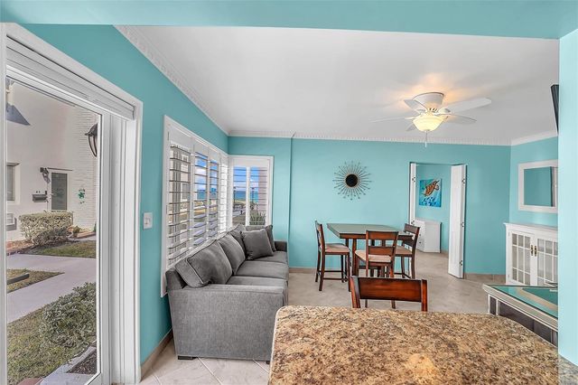 1187 Hillsboro Mile 9e, Hillsboro Beach, FL 33062