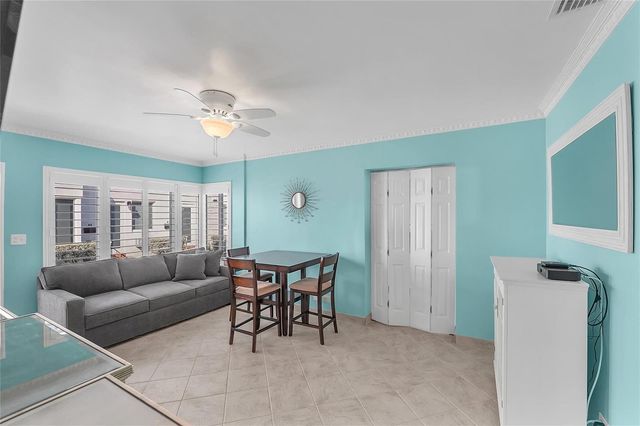 1187 Hillsboro Mile 9e, Hillsboro Beach, FL 33062