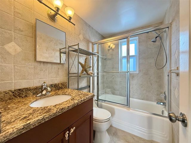 1187 Hillsboro Mile 9e, Hillsboro Beach, FL 33062