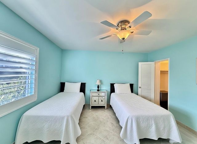 1187 Hillsboro Mile 9e, Hillsboro Beach, FL 33062