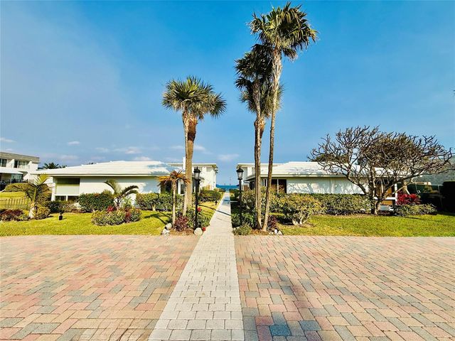 1187 Hillsboro Mile 9e, Hillsboro Beach, FL 33062