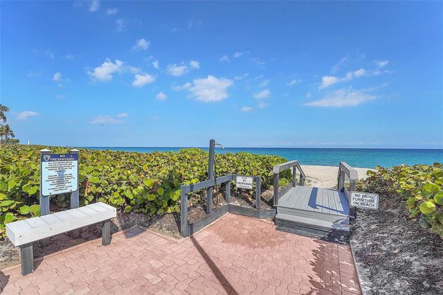 1187 Hillsboro Mile 9e, Hillsboro Beach, FL 33062