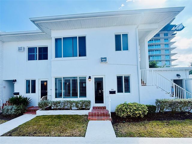 1187 Hillsboro Mile 9e, Hillsboro Beach, FL 33062