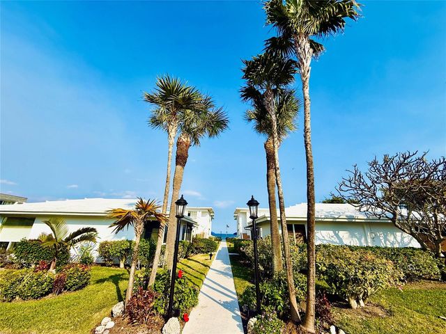 1187 Hillsboro Mile 9e, Hillsboro Beach, FL 33062