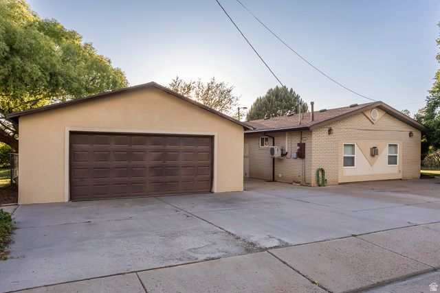 2124 E CHERRY LN, Layton, UT 84040
