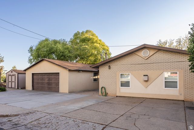 2124 E CHERRY LN, Layton, UT 84040