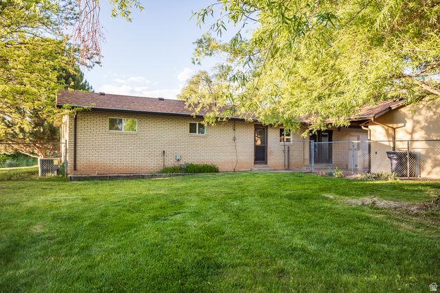 2124 E CHERRY LN, Layton, UT 84040