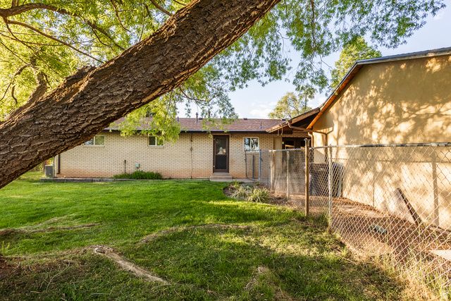 2124 E CHERRY LN, Layton, UT 84040