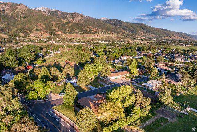 2124 E CHERRY LN, Layton, UT 84040