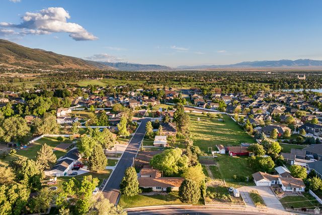 2124 E CHERRY LN, Layton, UT 84040