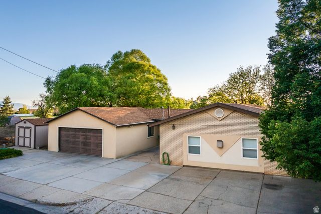 2124 E CHERRY LN, Layton, UT 84040