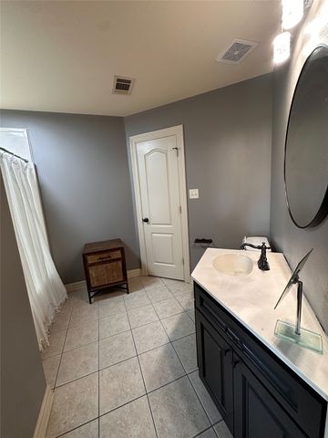 2320 W State Highway 11, Pittsburg, TX 75686