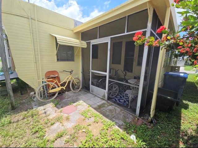 707 49TH AVENUE DRIVE W, Bradenton, FL 34207