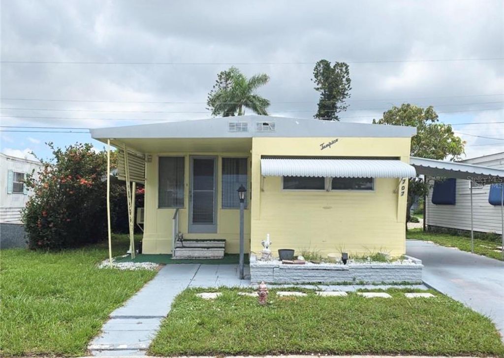 707 49TH AVENUE DRIVE W, Bradenton, FL 34207