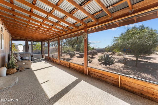 23345 W LOS HUESOS Way, Congress, AZ 85332