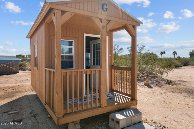 23345 W LOS HUESOS Way, Congress, AZ 85332