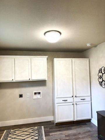 810 Willow Oak, Atlanta, TX 75551