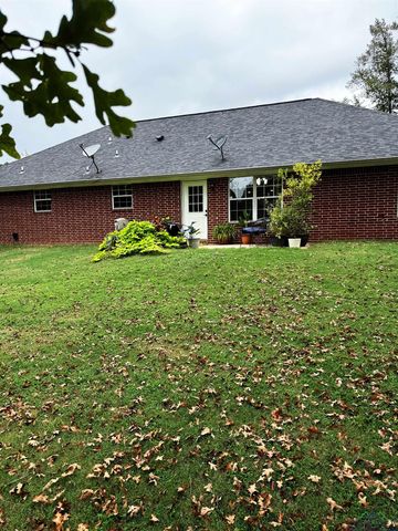 810 Willow Oak, Atlanta, TX 75551