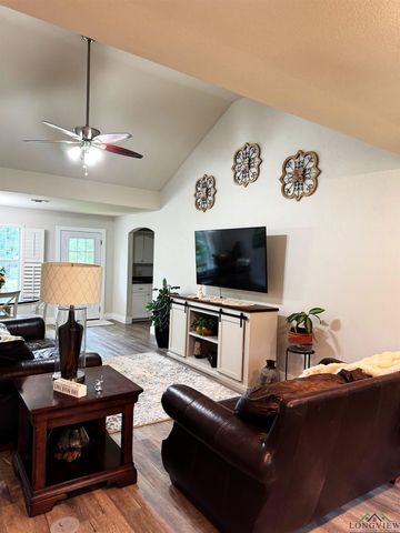 810 Willow Oak, Atlanta, TX 75551