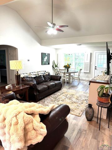 810 Willow Oak, Atlanta, TX 75551