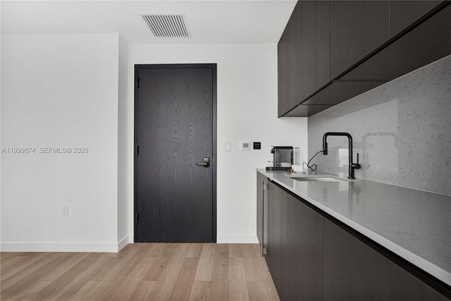 20 NE 11th St 3110, Miami, FL 33132