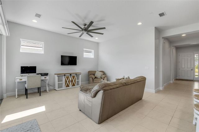 6269 WOODHAVEN VILLAGE DRIVE, Port Orange, FL 32128