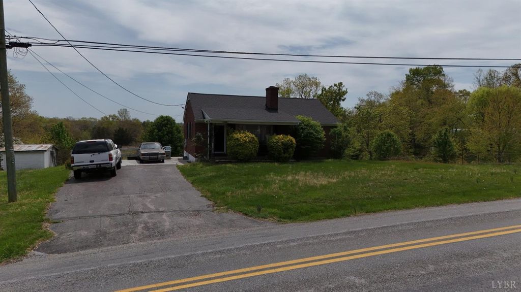 2663 Dearing Ford Road, Altavista, VA 24517