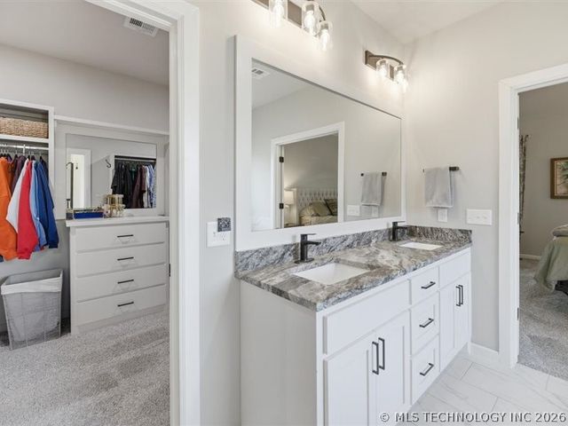 2414 W Union Place, Collinsville, OK 74021