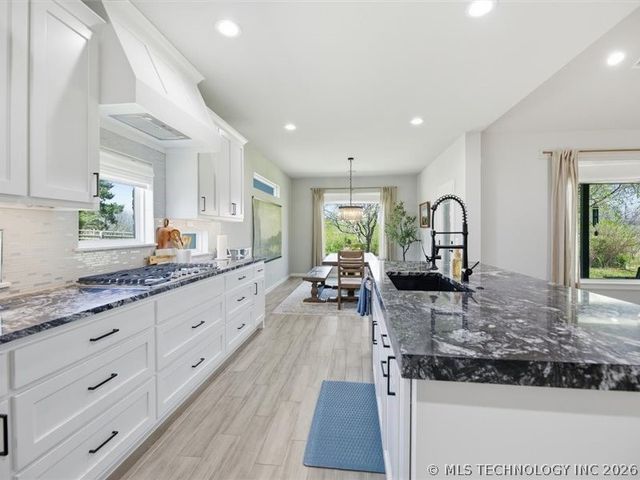 2414 W Union Place, Collinsville, OK 74021