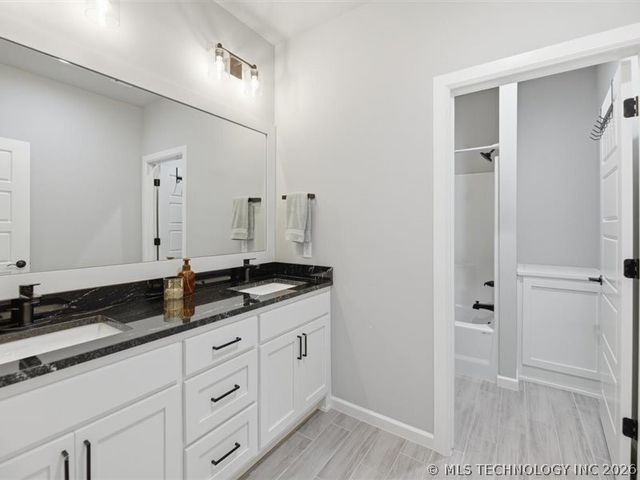 2414 W Union Place, Collinsville, OK 74021