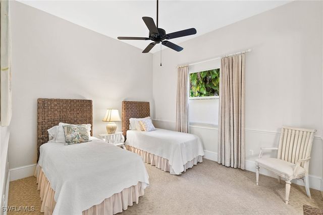 7717 Trent CT, Naples, FL 34113