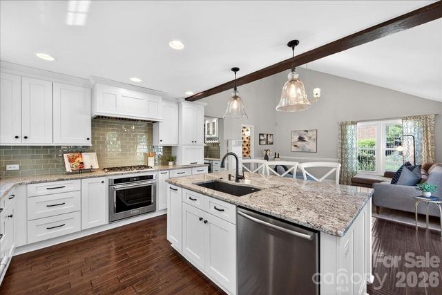 4612 Quail Canyon Drive, Charlotte, NC 28226