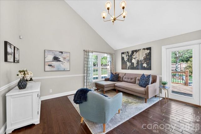 4612 Quail Canyon Drive, Charlotte, NC 28226