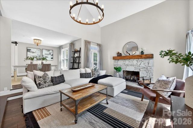 4612 Quail Canyon Drive, Charlotte, NC 28226