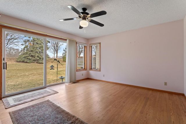 2720 Lake Court Drive 103, New Brighton, MN 55112