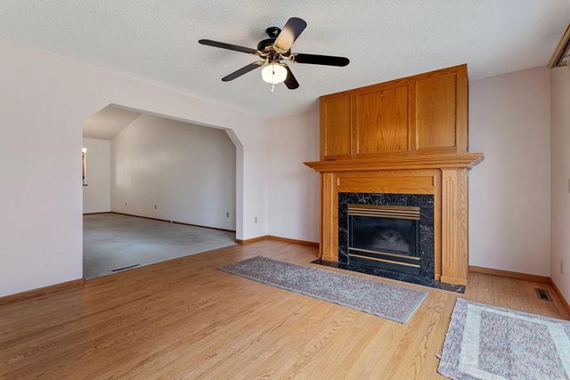 2720 Lake Court Drive 103, New Brighton, MN 55112