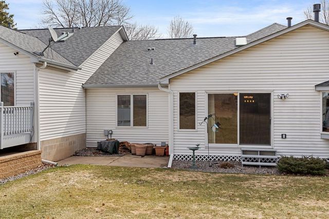 2720 Lake Court Drive 103, New Brighton, MN 55112