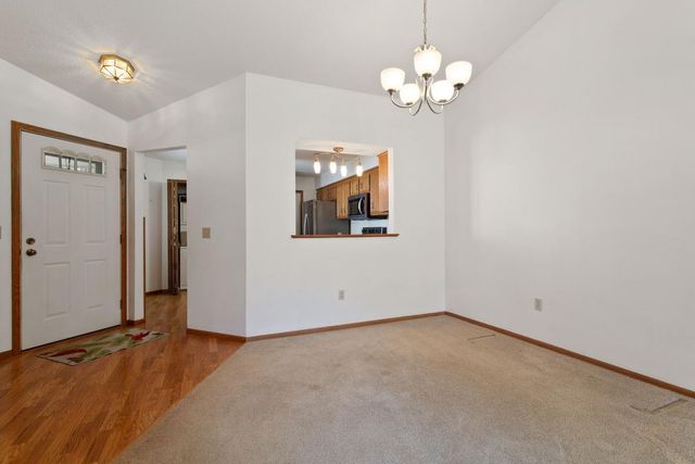 2720 Lake Court Drive 103, New Brighton, MN 55112