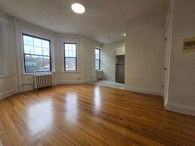 2 Sutherland Road 5, Boston, MA 02135