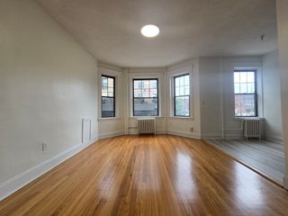 2 Sutherland Road 5, Boston, MA 02135