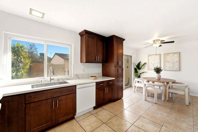 3330 Fairlomas Road, National City, CA 91950